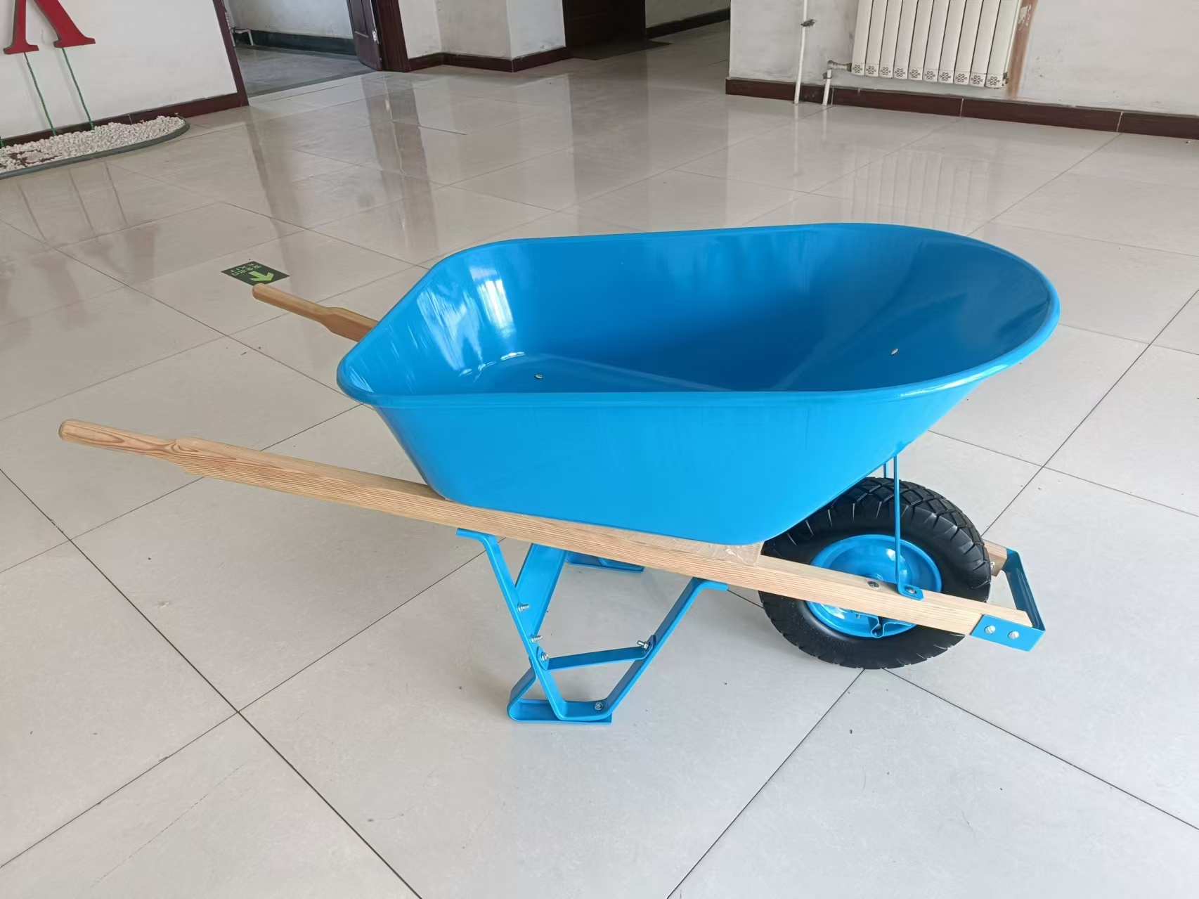 건설 농업 정원 도구 헤비 듀티 스틸 휠 바로우 핸드  - Gardening Tools Wooden 리뷰 및 가격